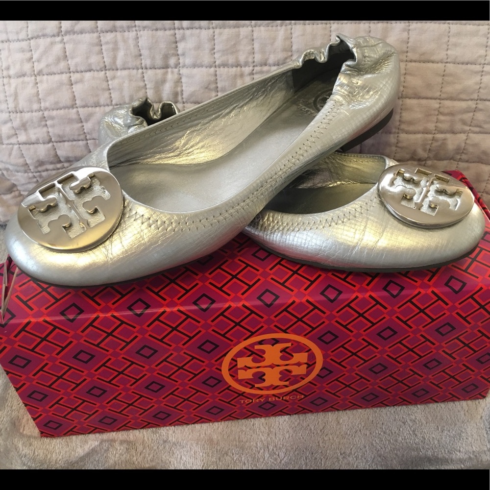 tory burch minnie flats sale